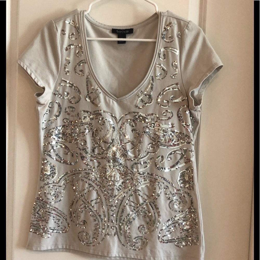 Chic White House Black Market Top
